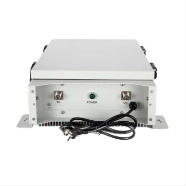  承留镇无线对讲系统双向干线放大器