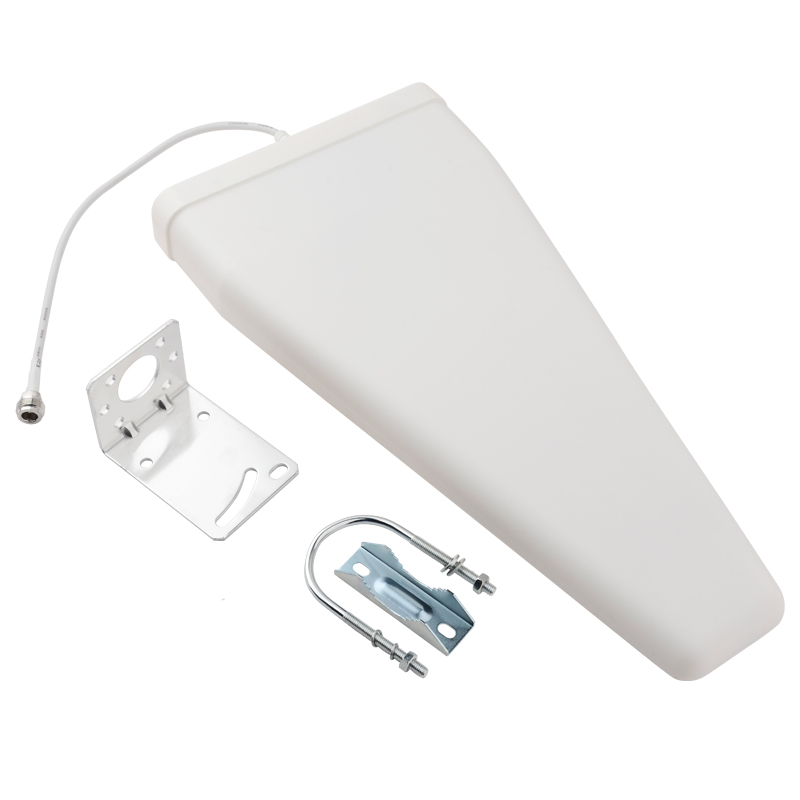  承留镇对数周期天线定向接收发射700-3700MHz